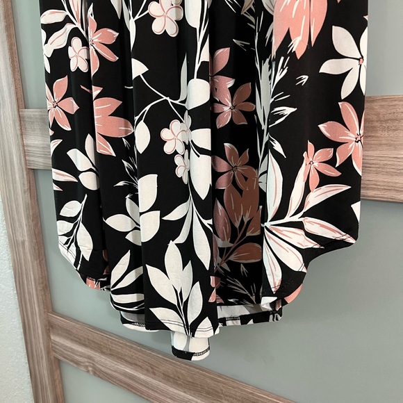 🔥 5 for $25 | Acting Pro | Black Floral Skirt Women’s XL - Picture 4 of 6